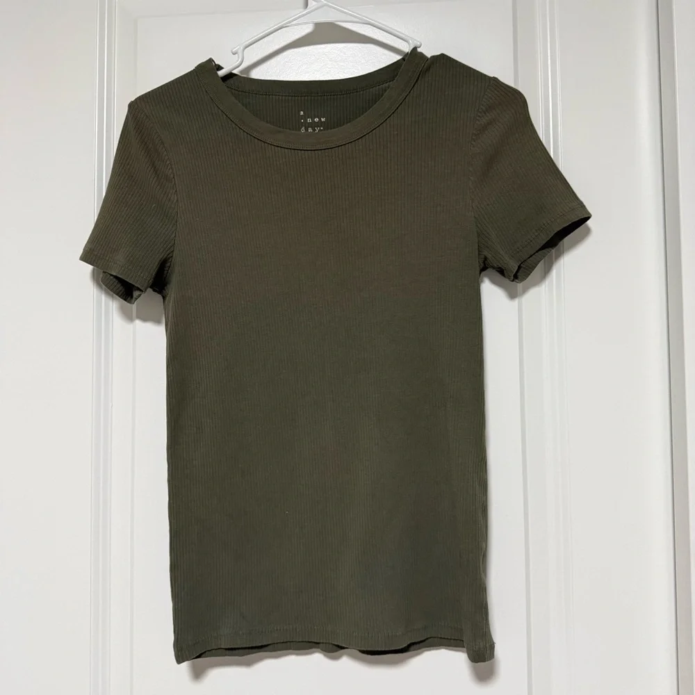 TShirt Ribbed Short Sleeve Tee Top - Picture 5 of 5